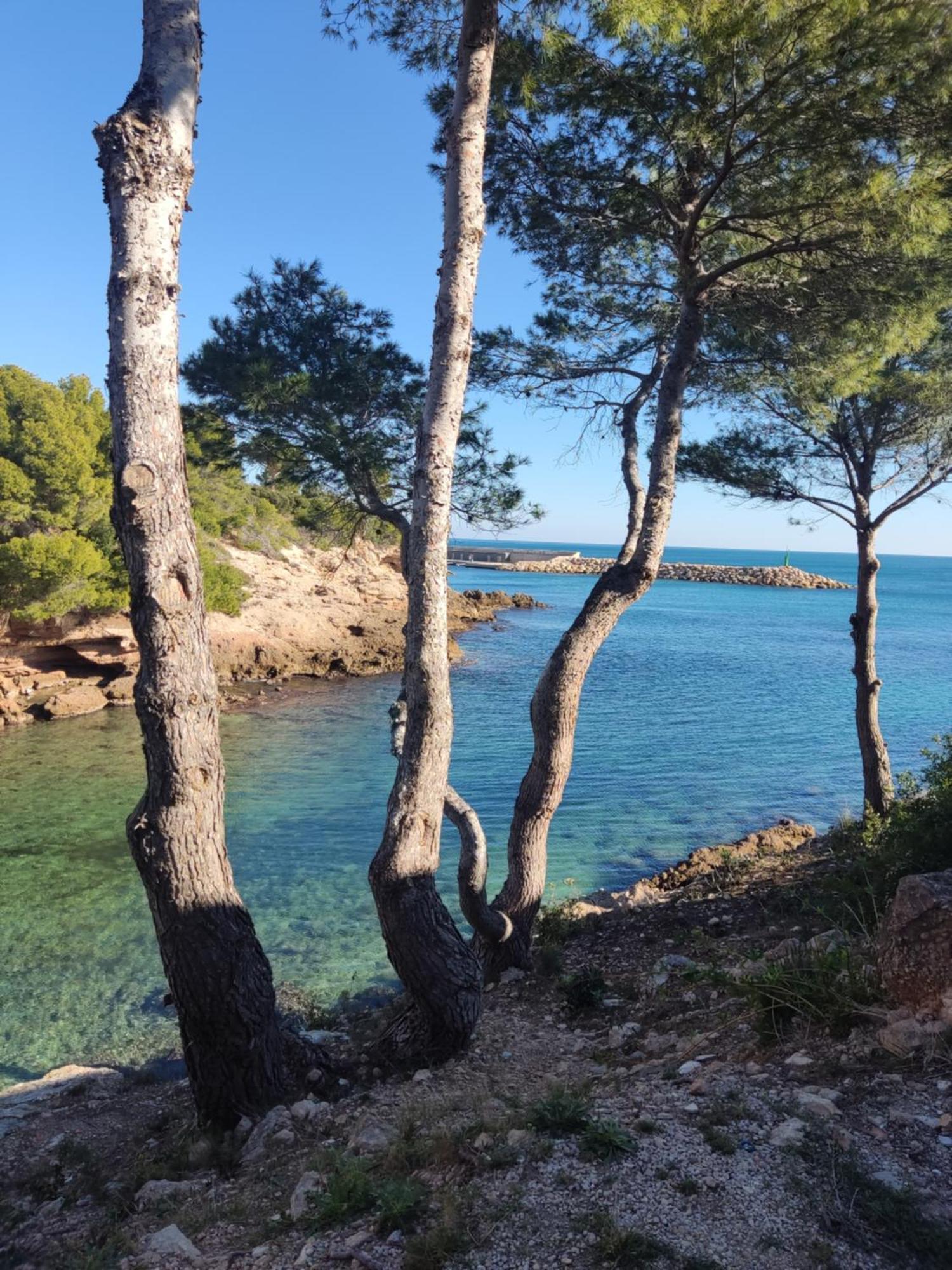Paraiso En Cala Llobeta Calafat Luaran gambar